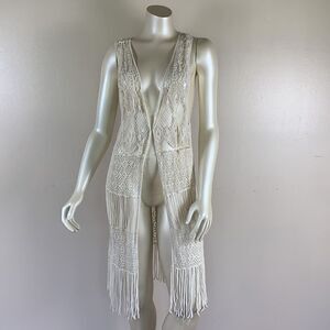 Women’s crocheted long fringes vest medium boho bohemian by buttons